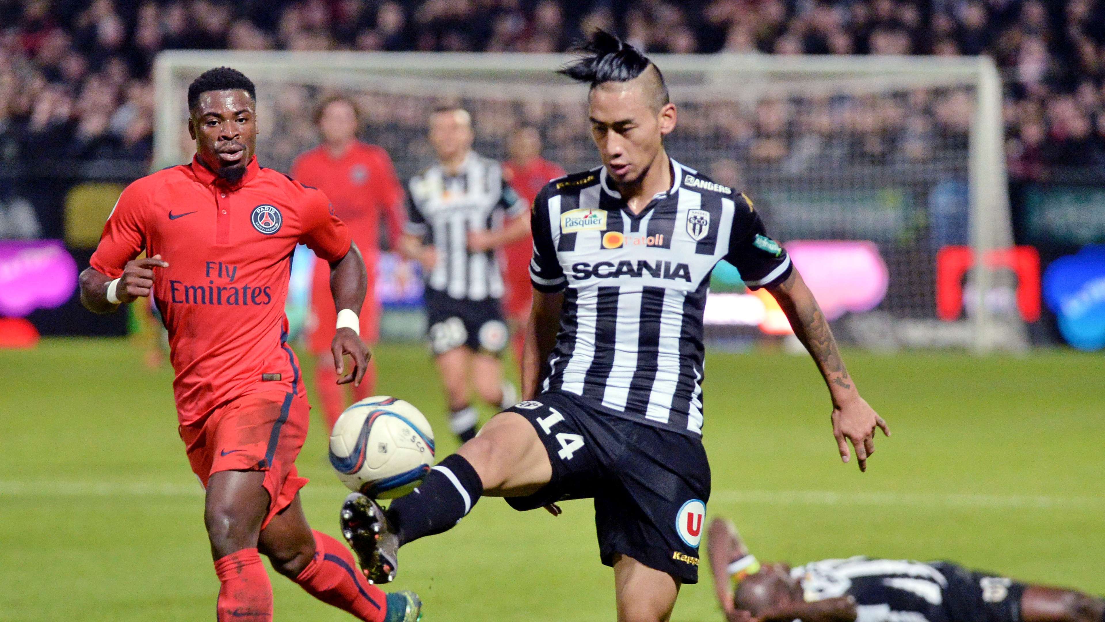 两名替补球 两名替补球